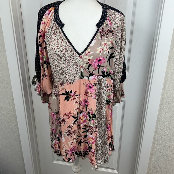 Umgee Beach Cottage Boho Floral Swingy Shift Dress - Picture 1 of 8